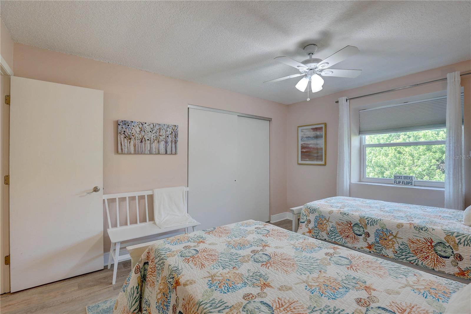 VISTA VILLAGE TWNHMS - Residential