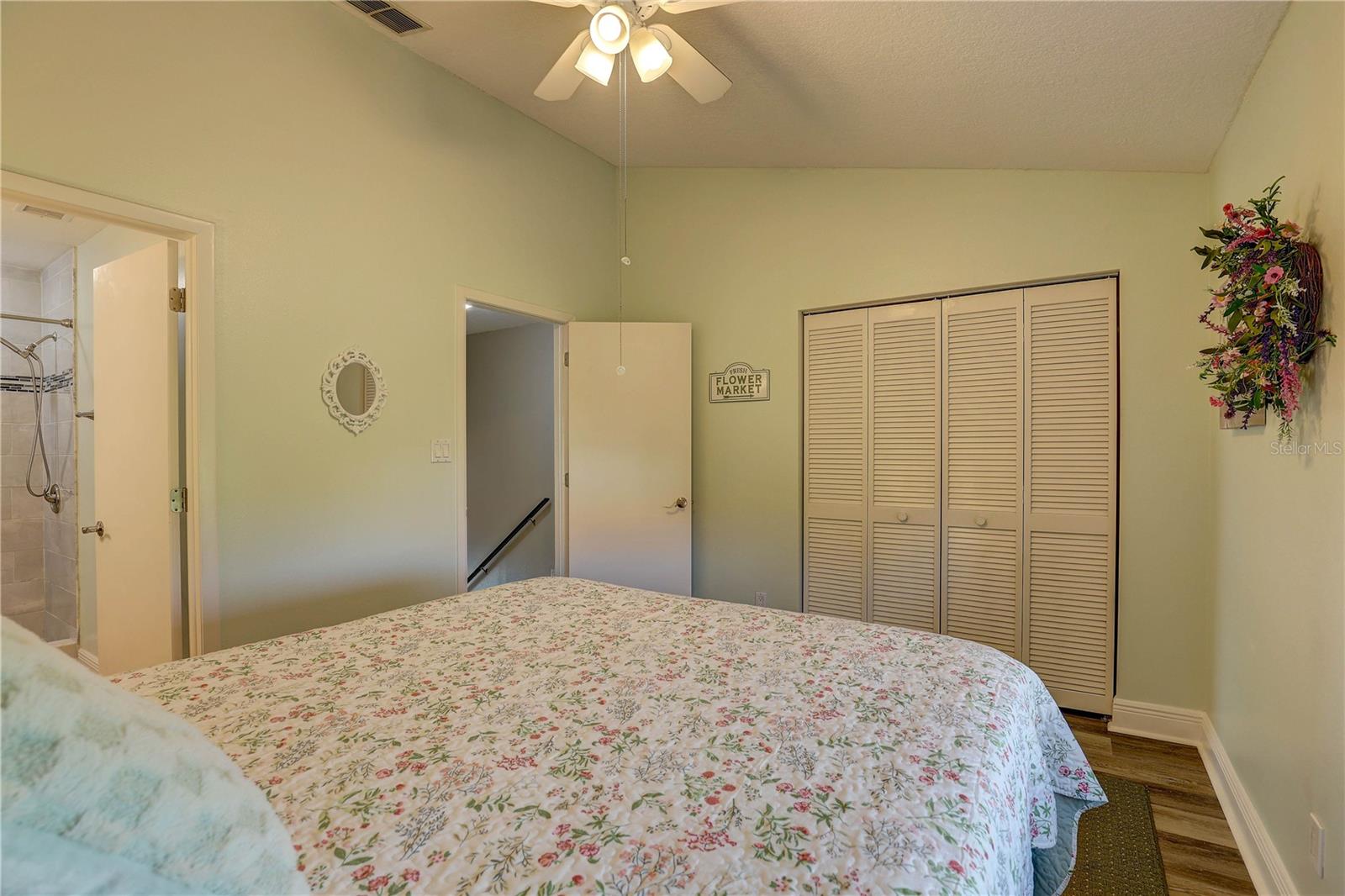 VISTA VILLAGE TWNHMS - Residential