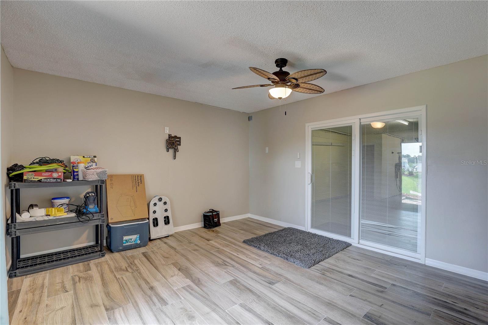 VISTA VILLAGE TWNHMS - Residential