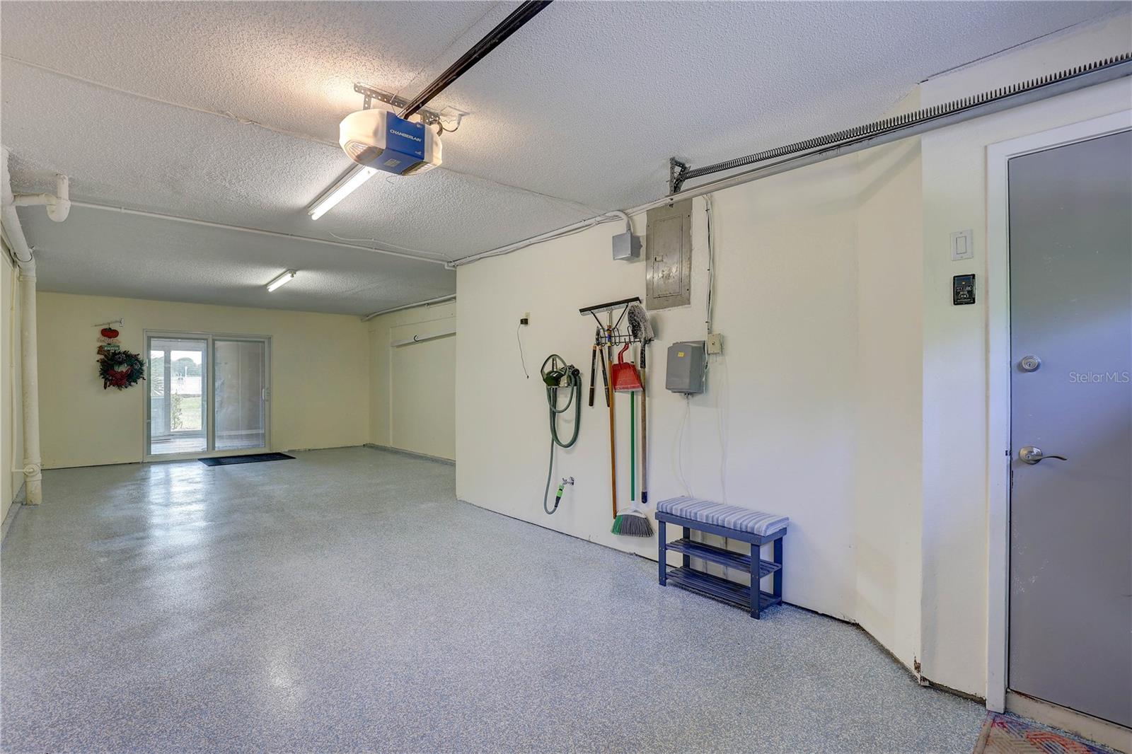 VISTA VILLAGE TWNHMS - Residential