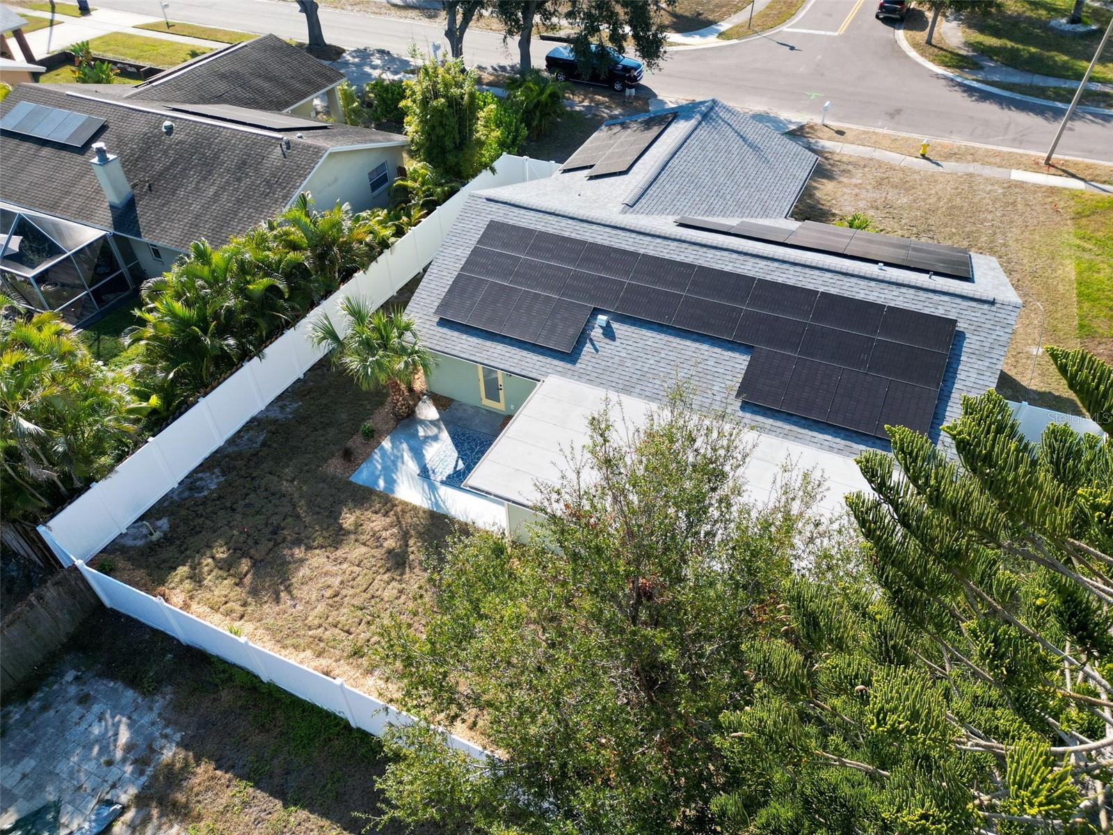 BARRINGTON HILLS - Residential