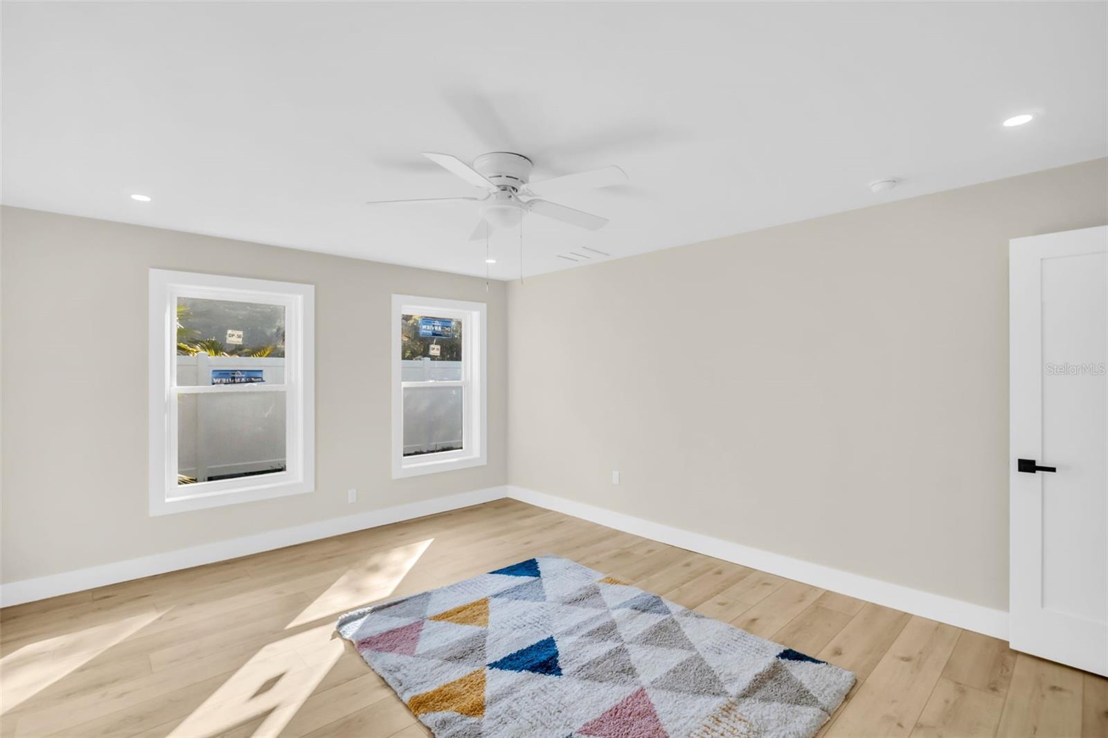 BARRINGTON HILLS - Residential