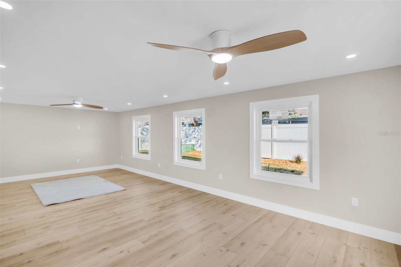 BARRINGTON HILLS - Residential