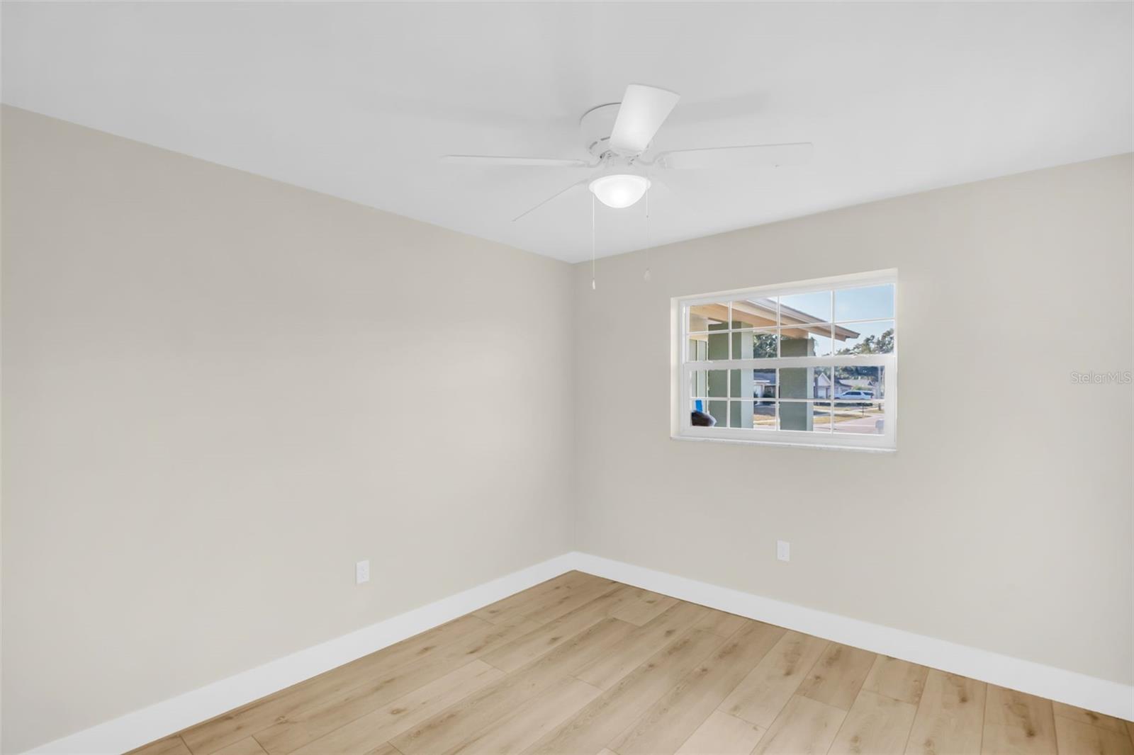 BARRINGTON HILLS - Residential