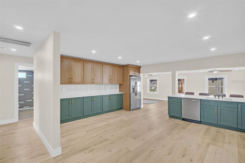 Photo of 2520 Southpointe Drive, Dunedin, FL 34698 (MLS # TB8449659)