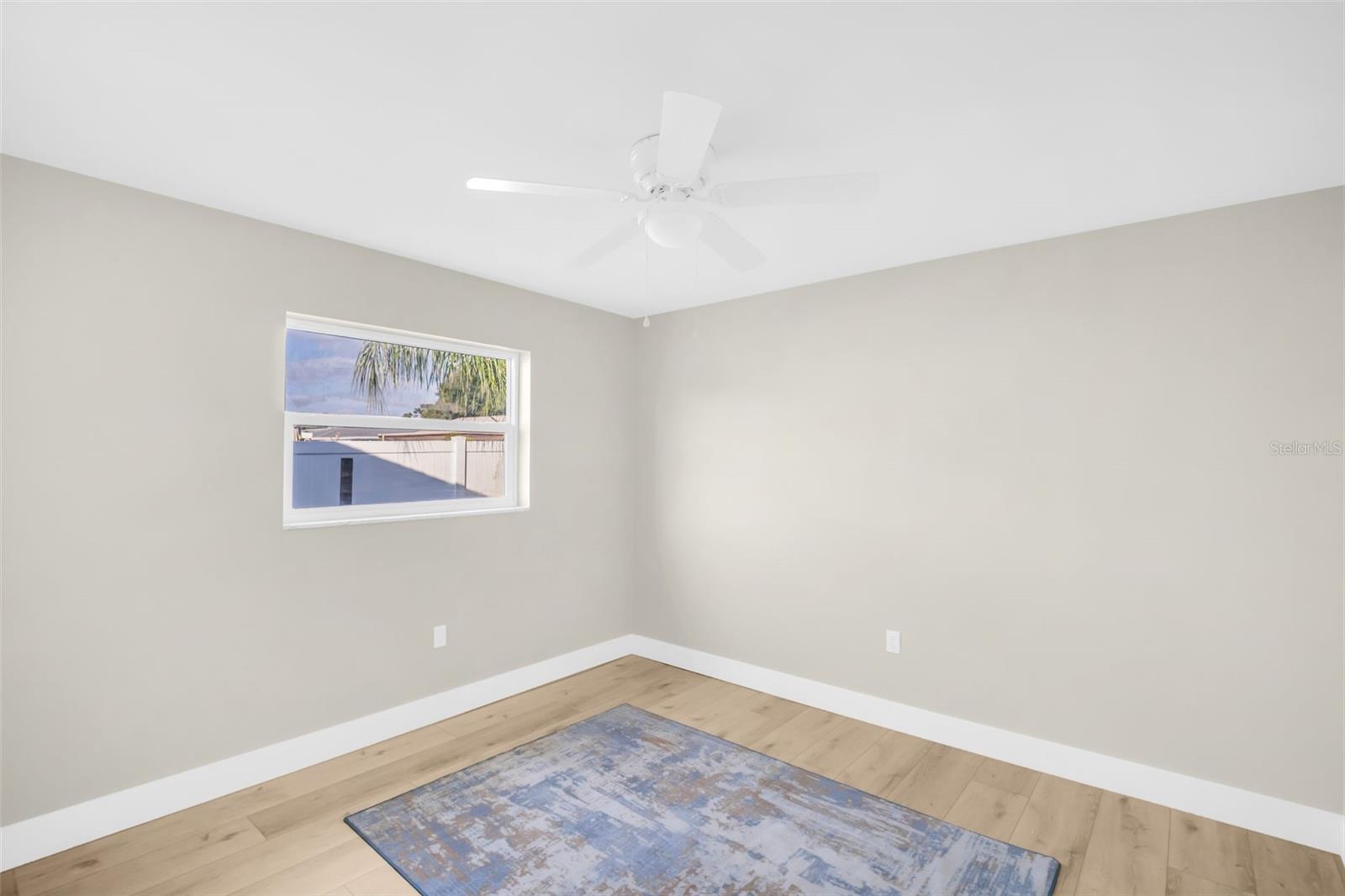 BARRINGTON HILLS - Residential