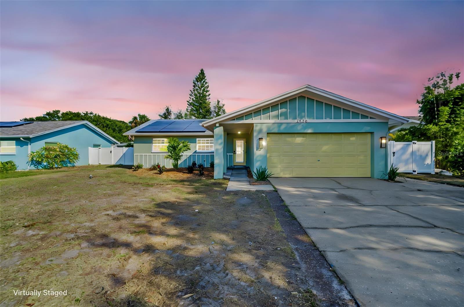 BARRINGTON HILLS - Residential