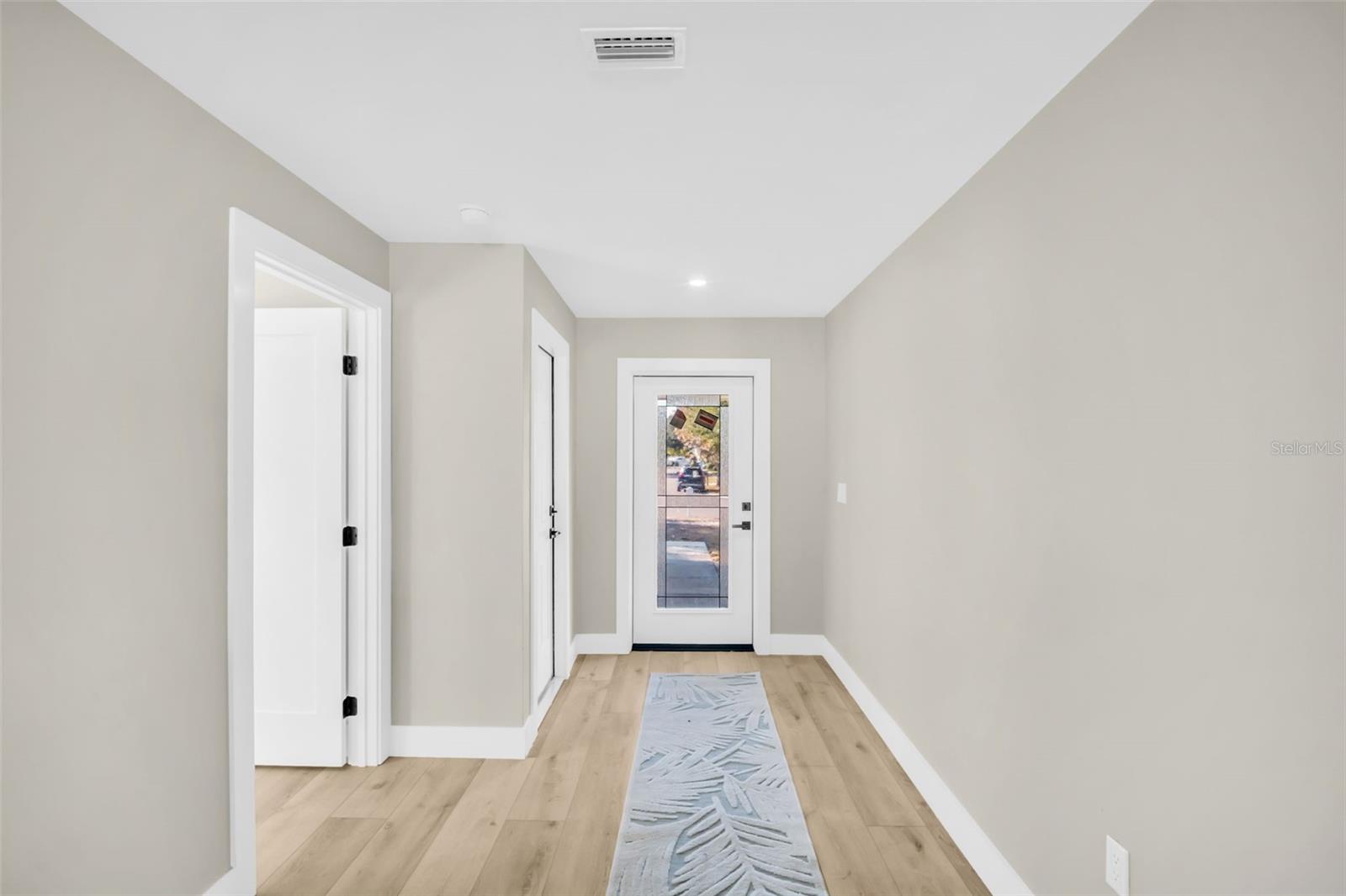 BARRINGTON HILLS - Residential