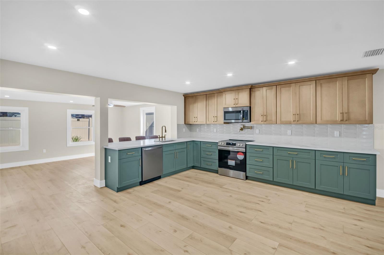 2520 SOUTHPOINTE DRIVE