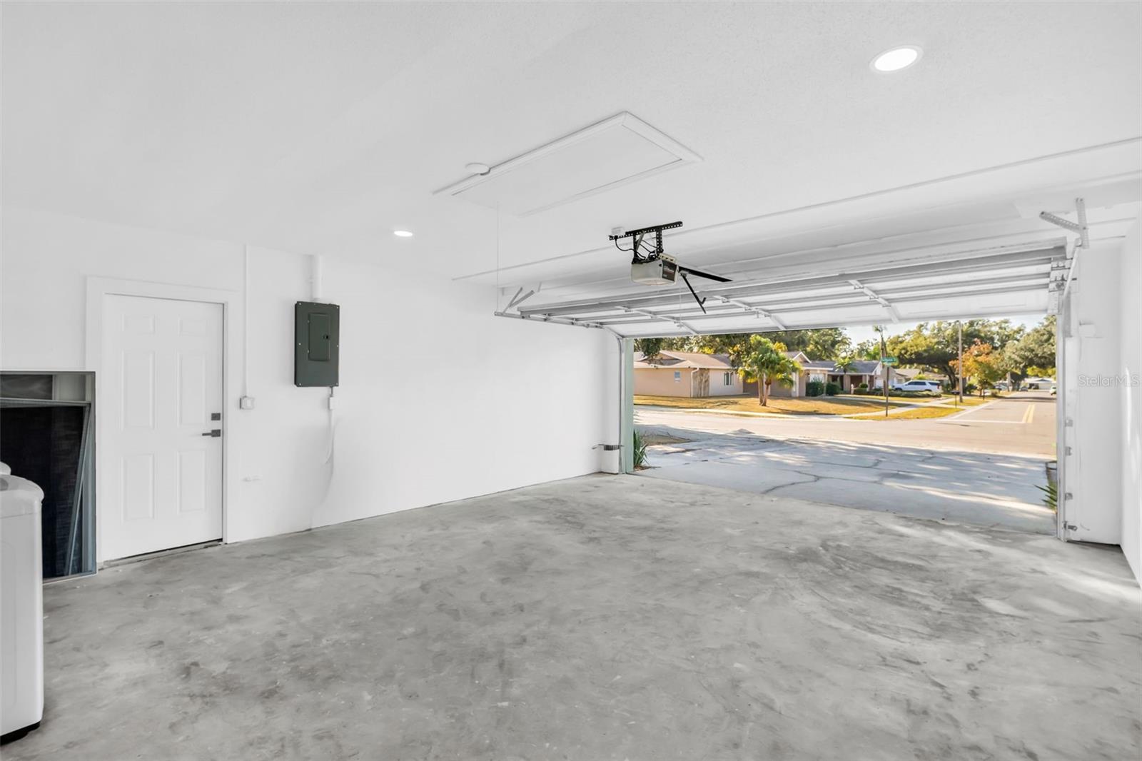 BARRINGTON HILLS - Residential