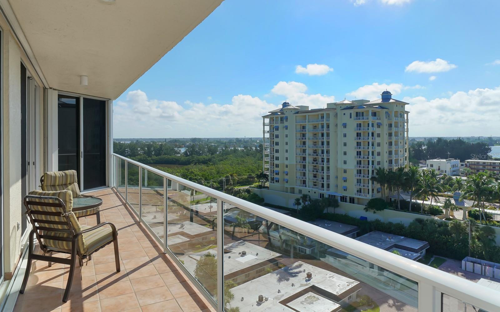 L ELEGANCE ON LIDO BEACH - Residential Lease