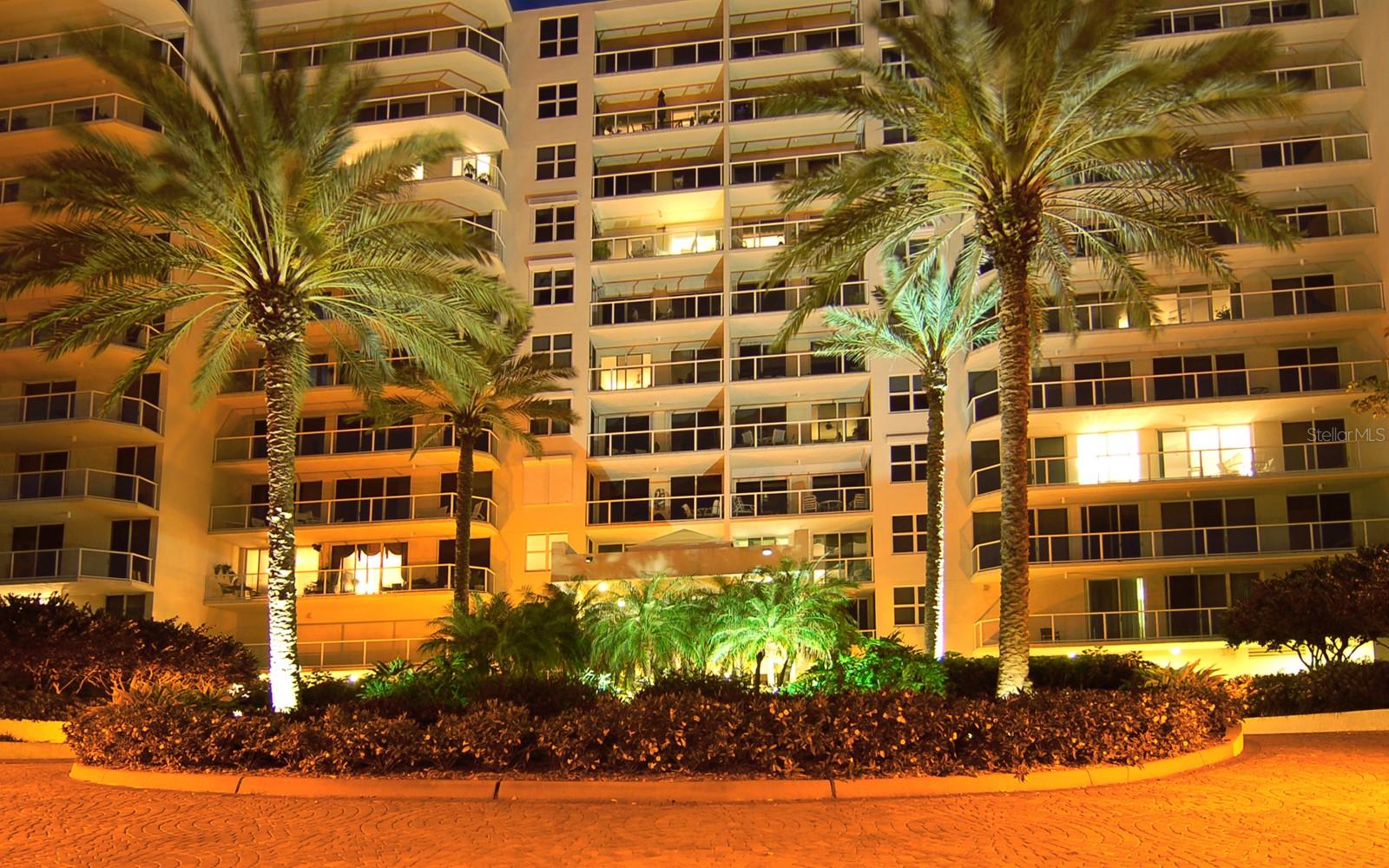 L ELEGANCE ON LIDO BEACH - Residential Lease