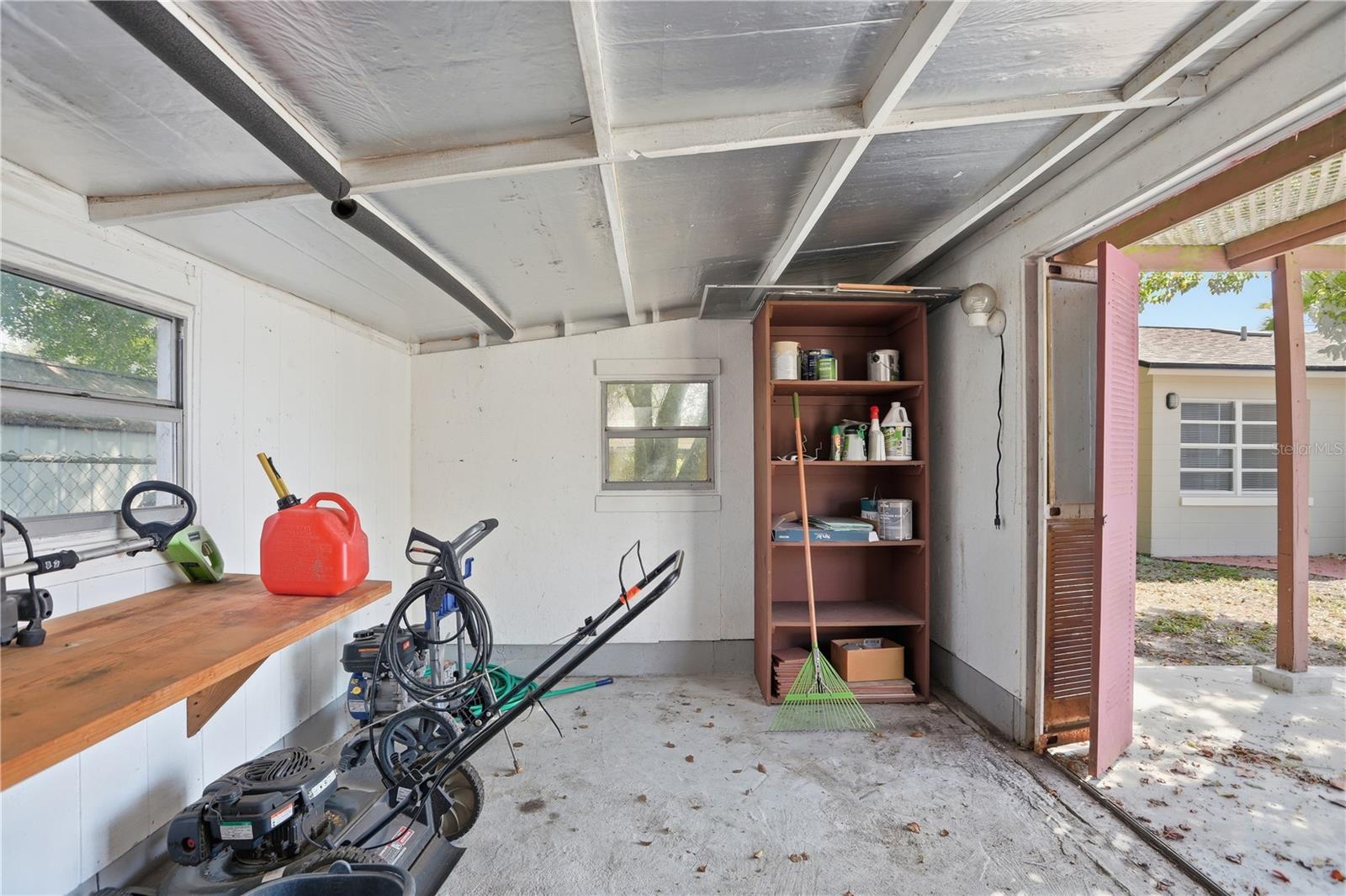 IVANHOE ESTATES - Residential