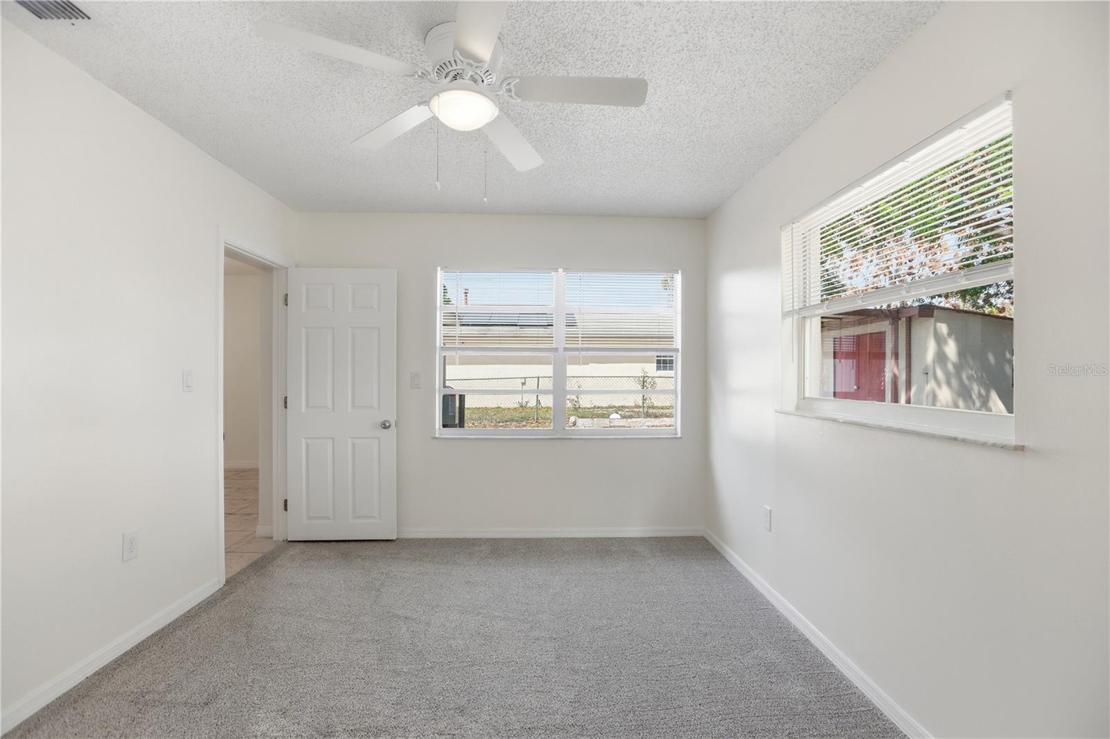 IVANHOE ESTATES - Residential