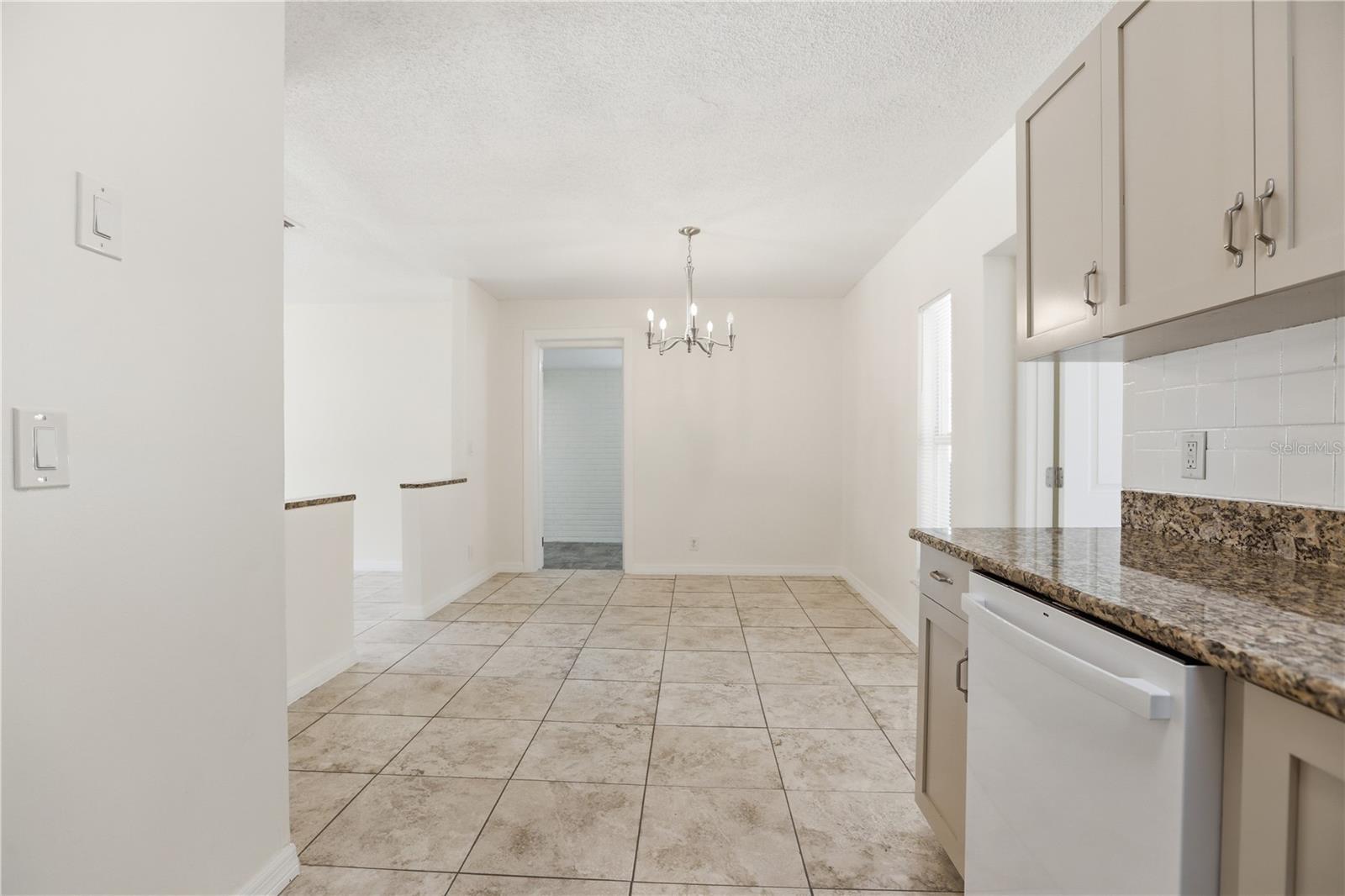 IVANHOE ESTATES - Residential