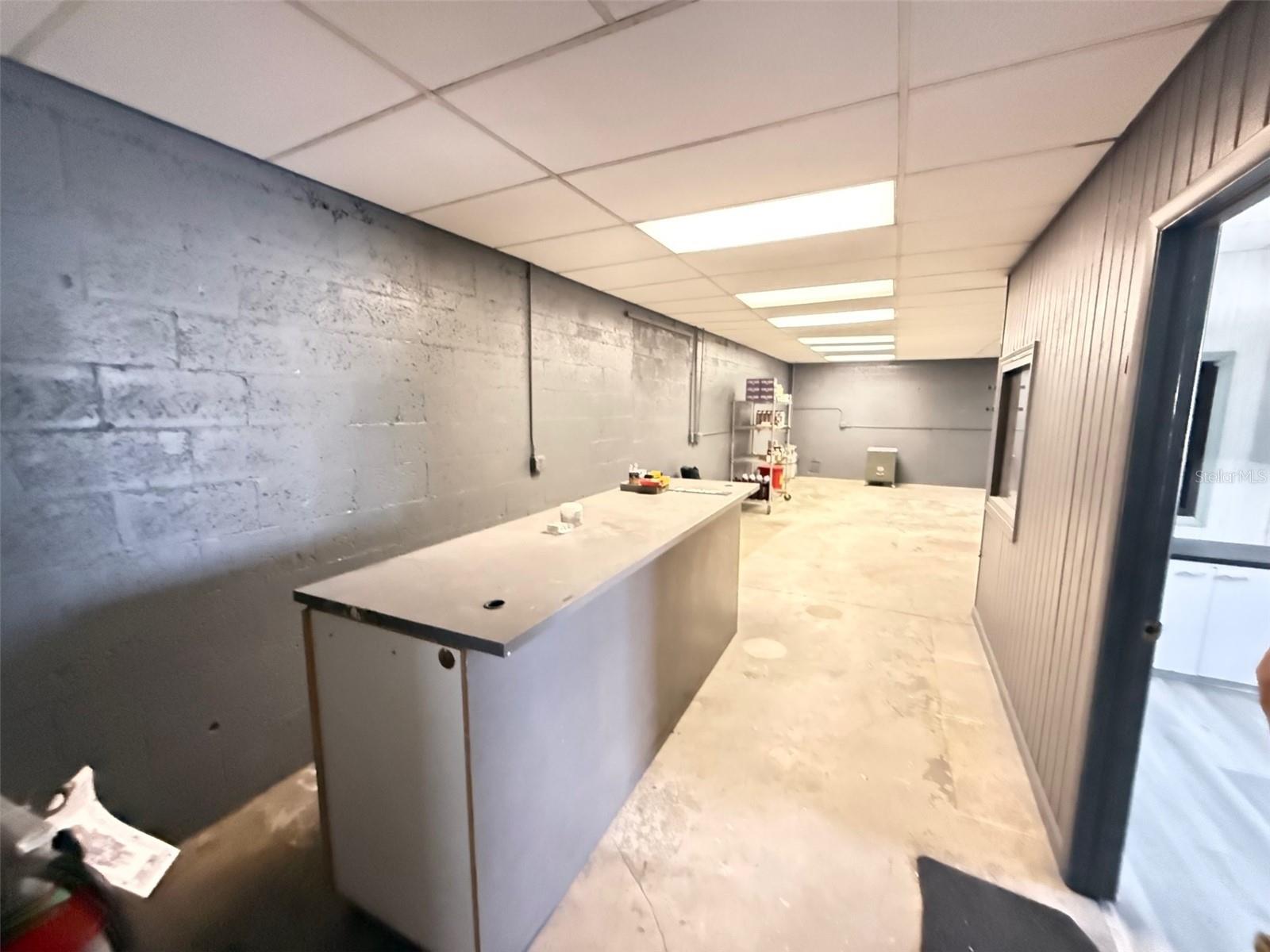 BARDOL - Commercial Sale