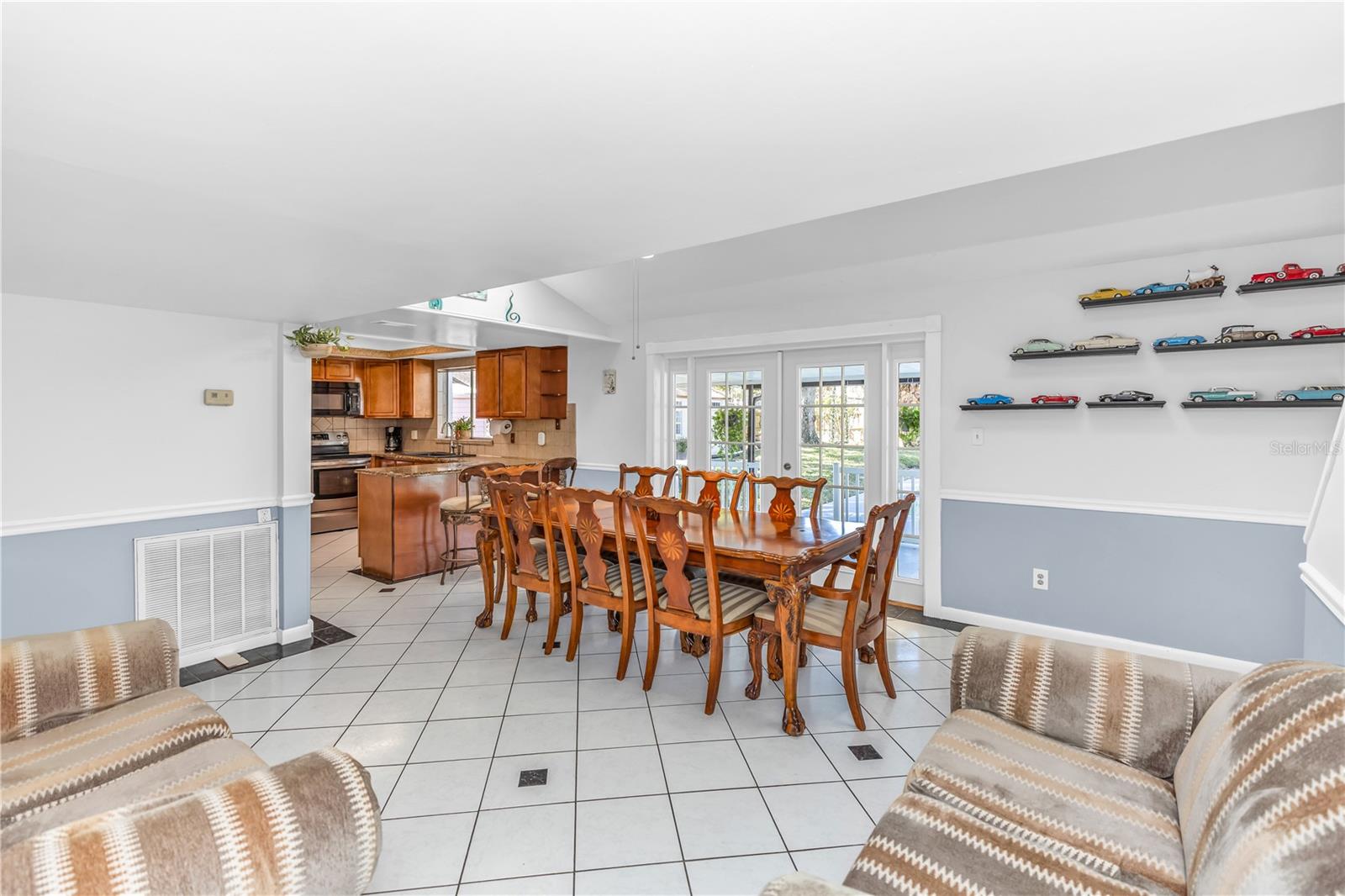 SAN SEBASTIAN HEIGHTS UNIT 3 - Residential