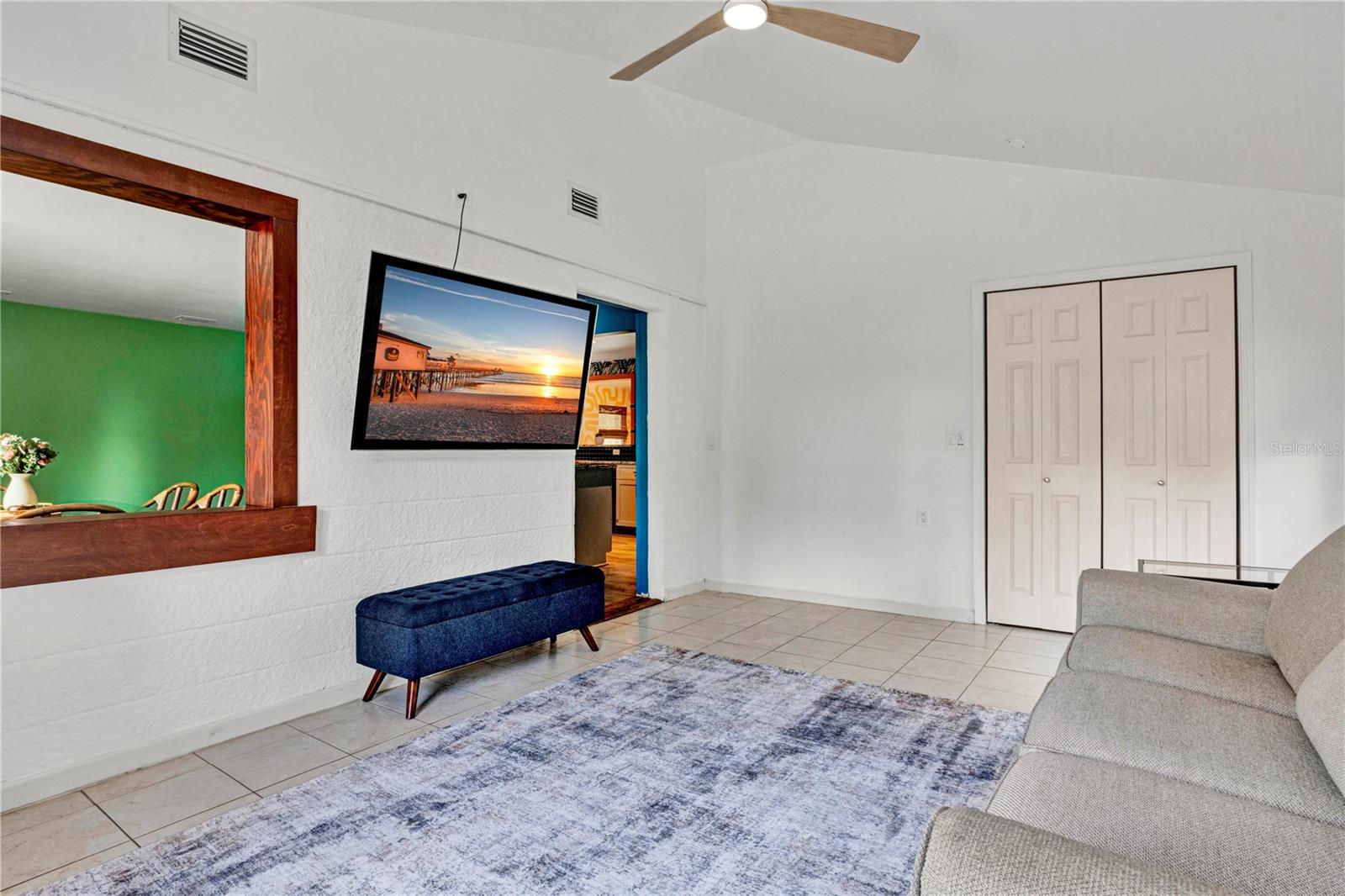 EDGEMERE - Residential