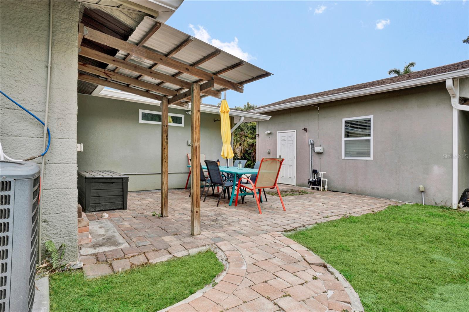 EDGEMERE - Residential