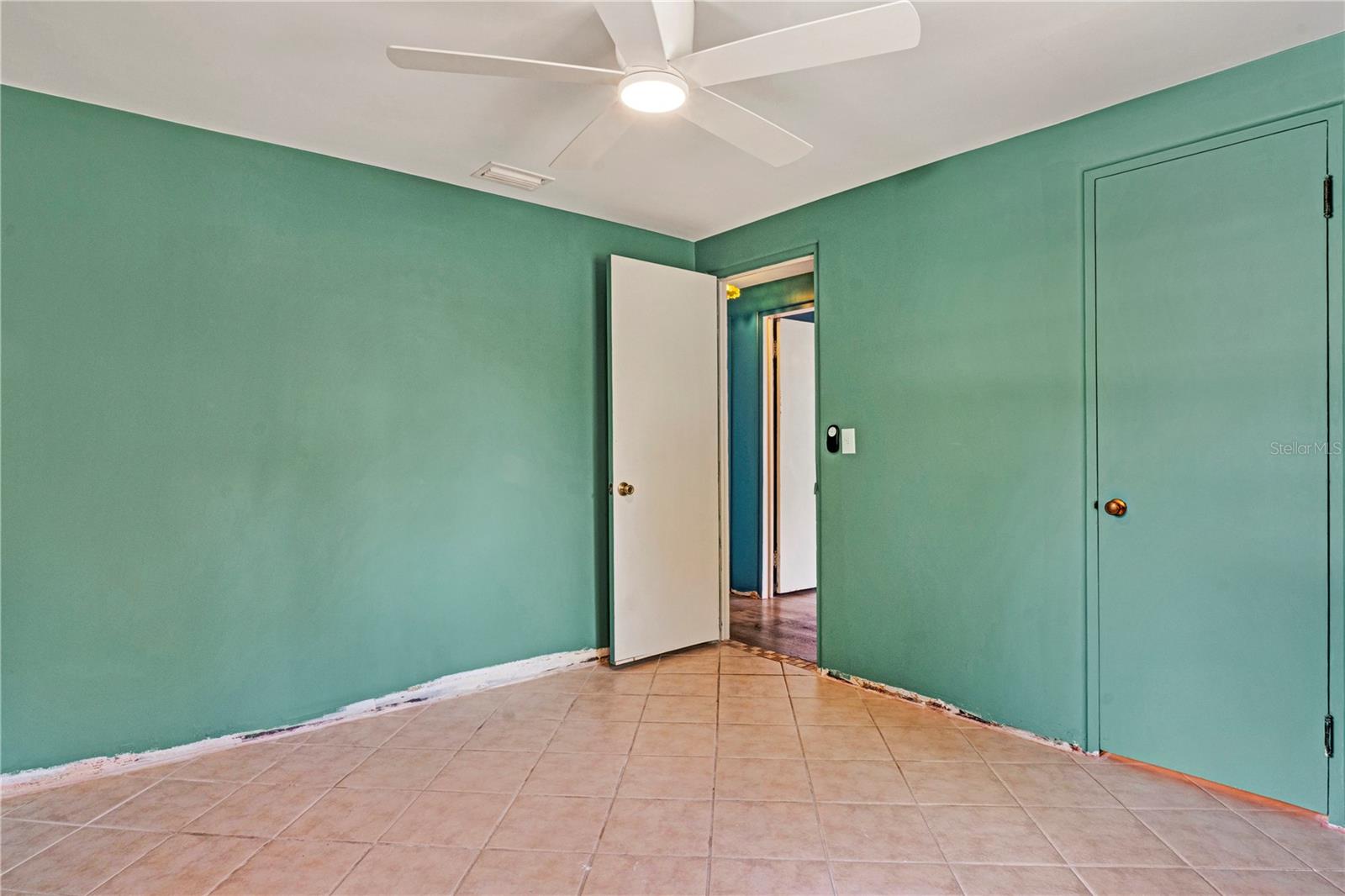 EDGEMERE - Residential