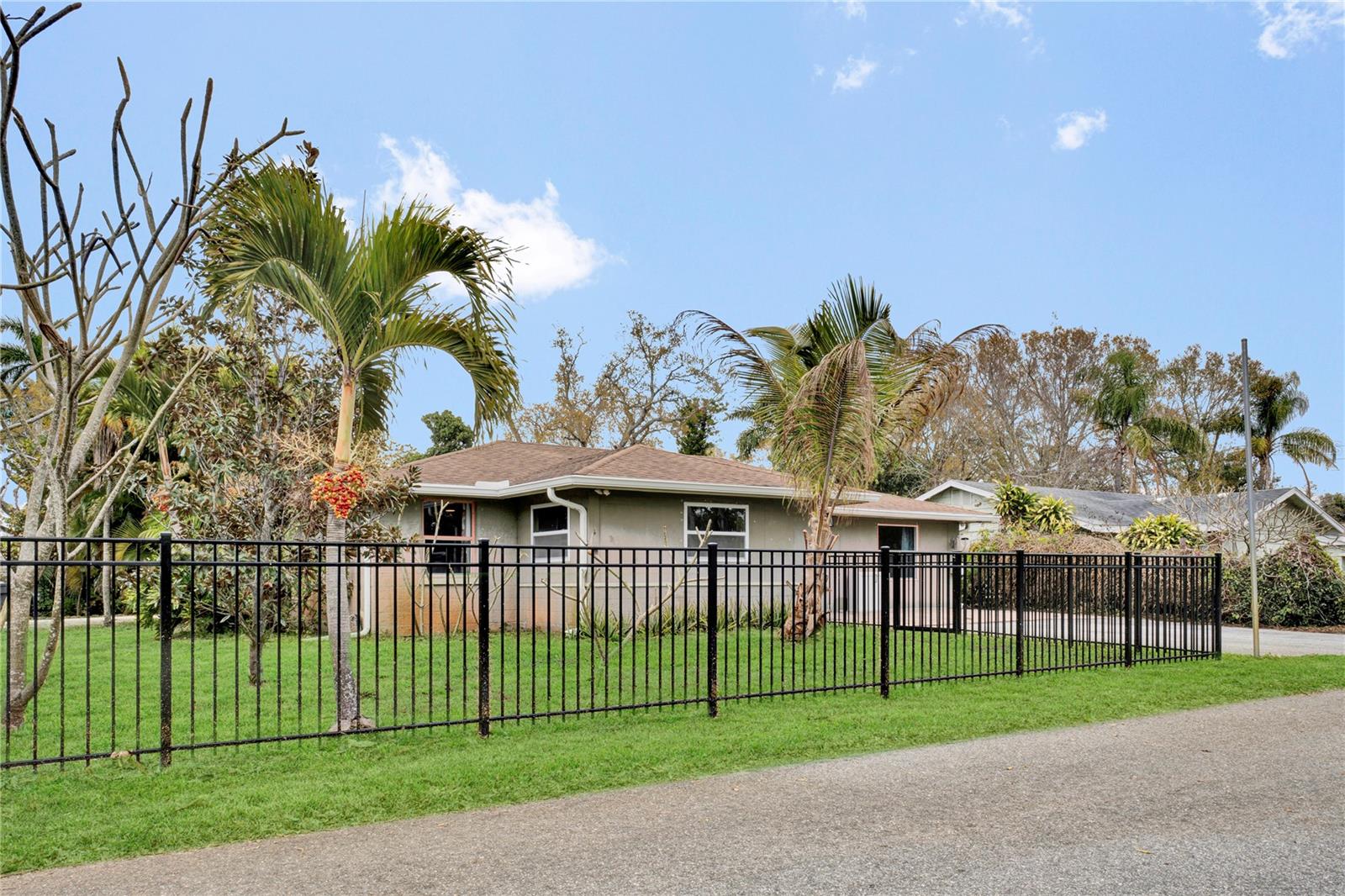 EDGEMERE - Residential