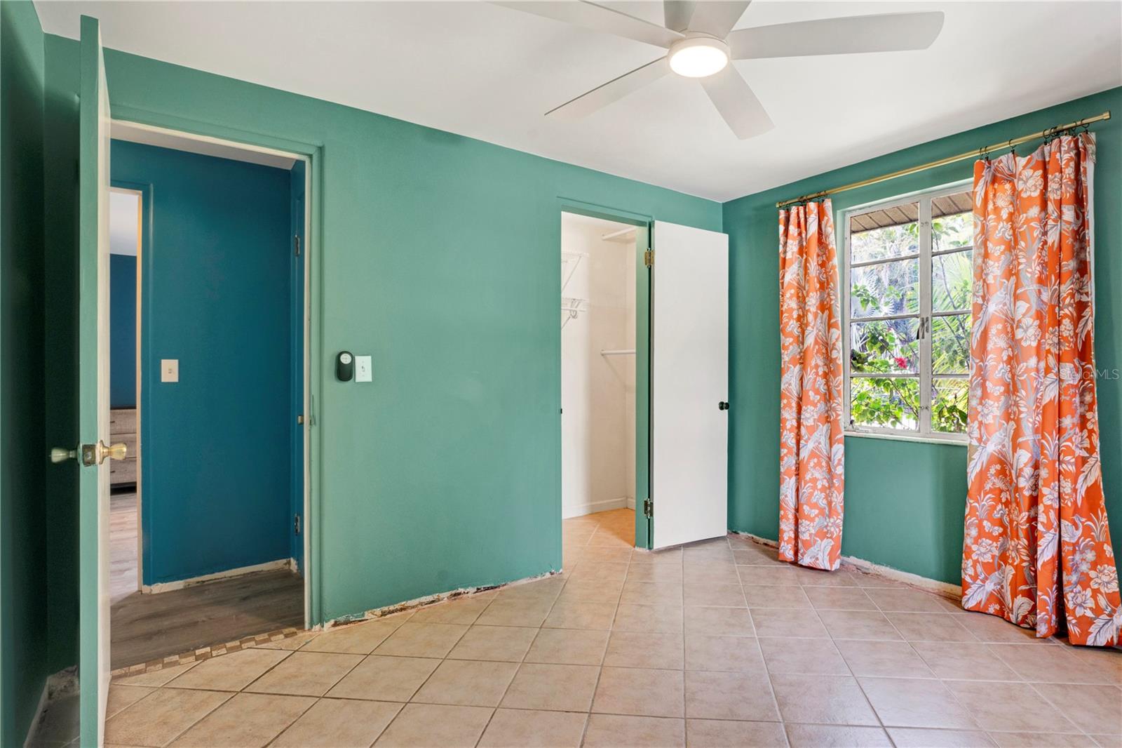 EDGEMERE - Residential