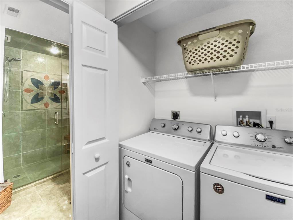 PINESTONE AT PALMER RANCH - Residential Lease