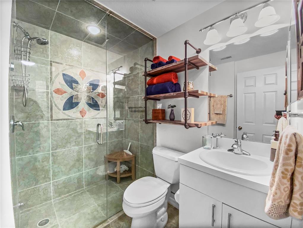 PINESTONE AT PALMER RANCH - Residential Lease
