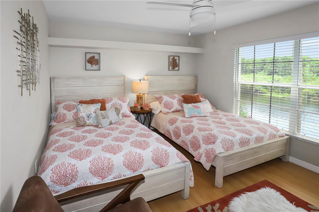 PINESTONE AT PALMER RANCH - Residential Lease