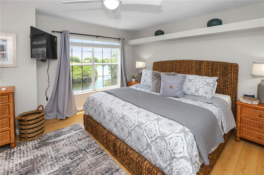 PINESTONE AT PALMER RANCH - Residential Lease