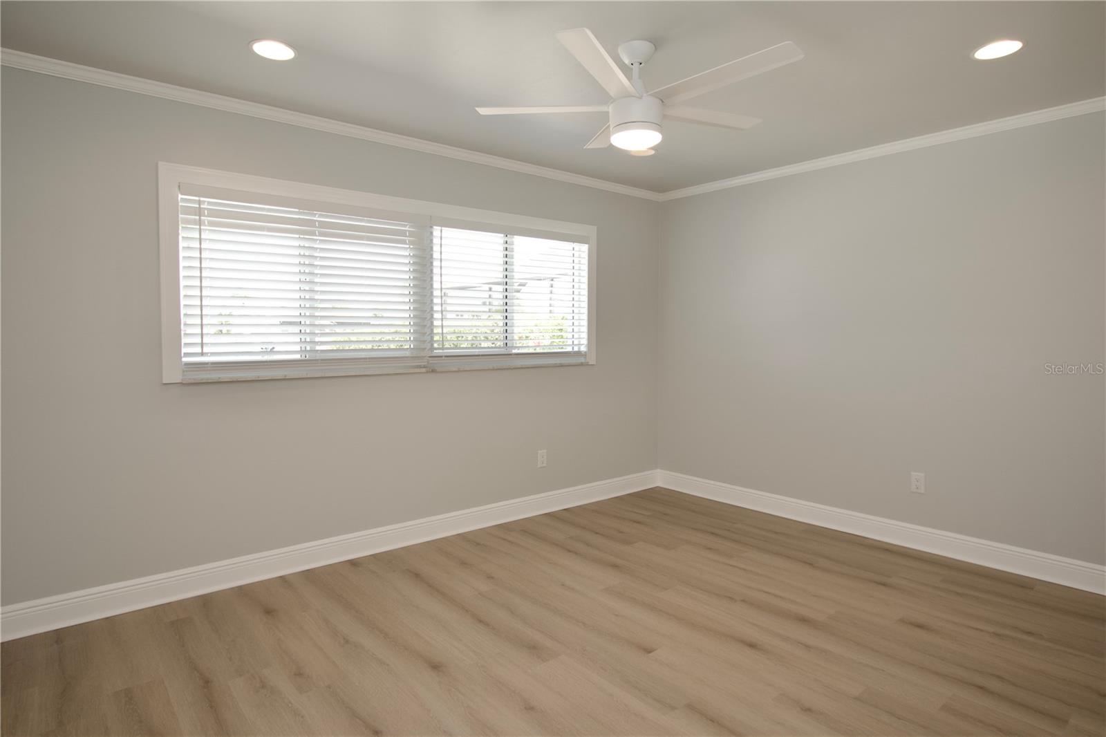 FLOR A MAR - Residential