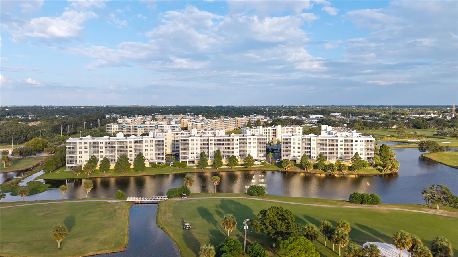 COUNTRY CLUB CONDO AT EAST BAY - Residential