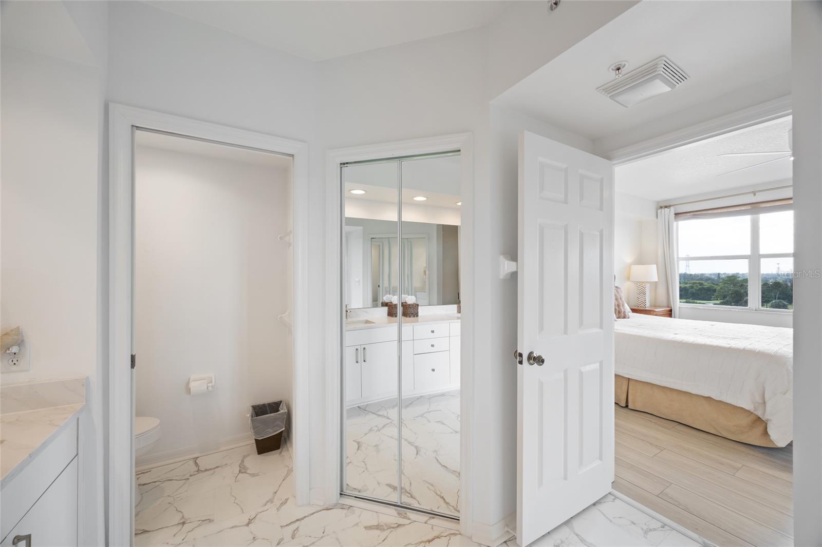 COUNTRY CLUB CONDO AT EAST BAY - Residential