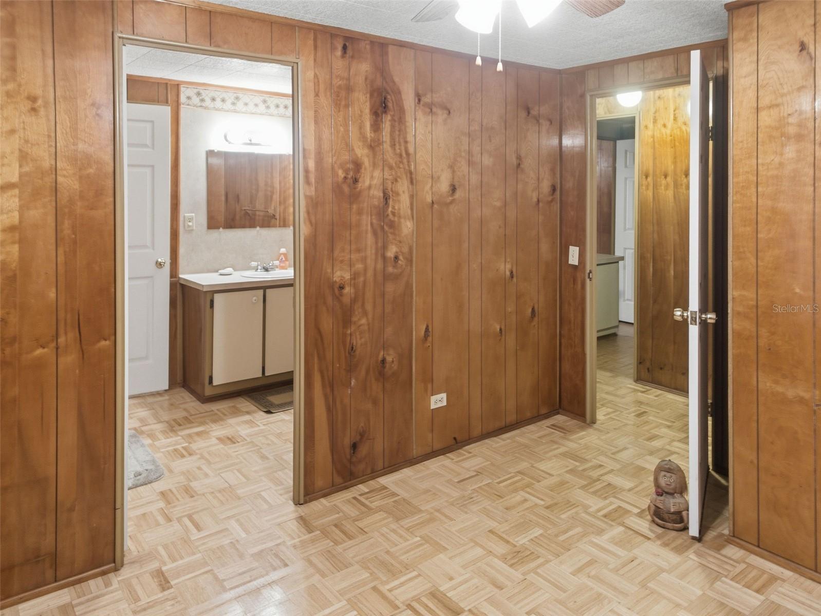 METES AND BOUNDS - Residential