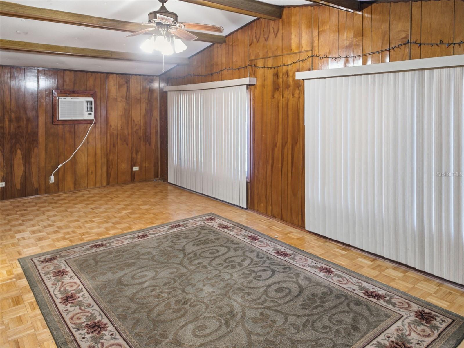 METES AND BOUNDS - Residential