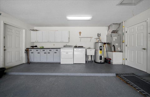 Tiny photo for 4504 NW 32nd Street, Ocala, FL 34482 (MLS # OM729467)