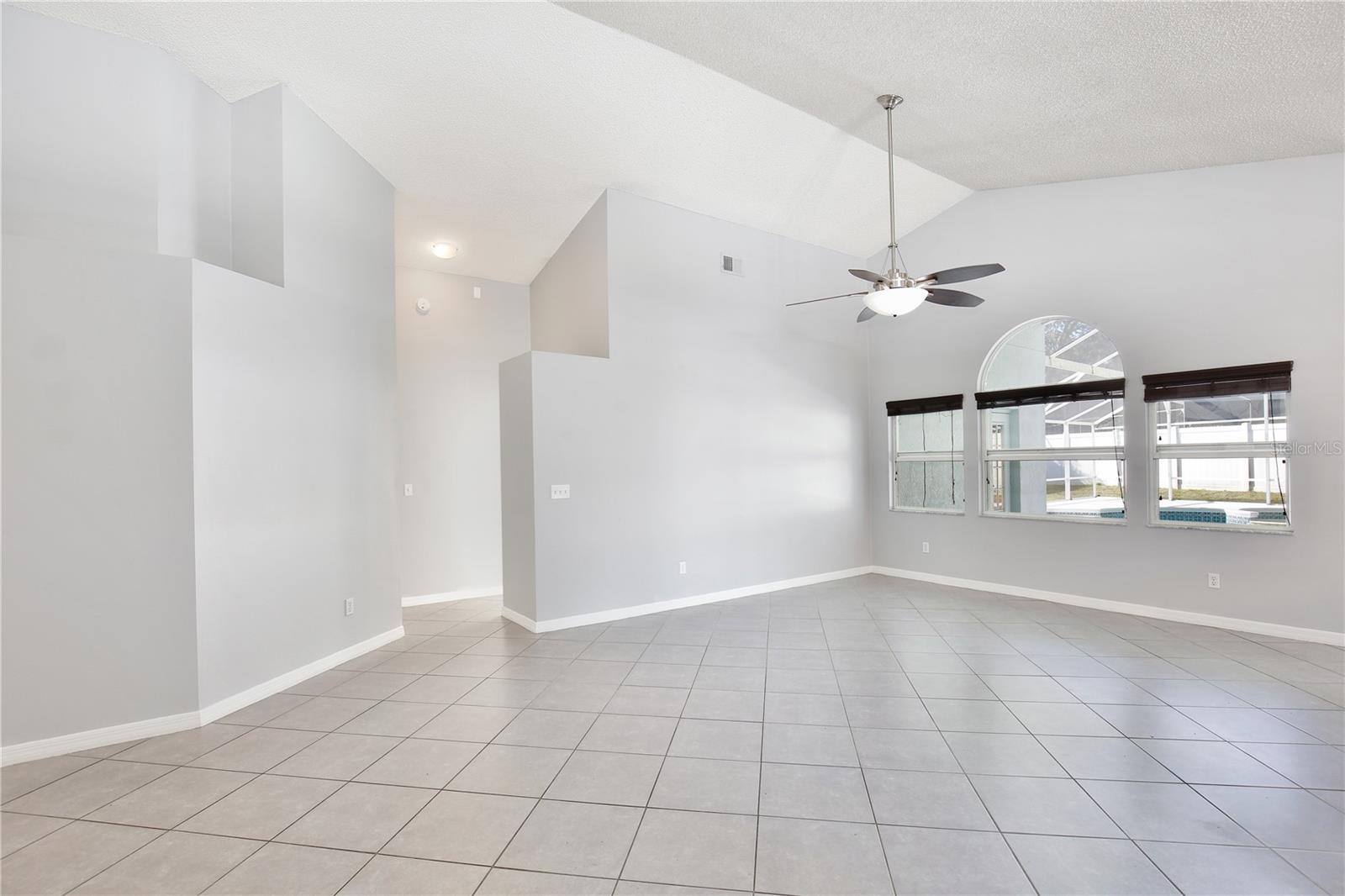 VILLAGES AT KINGSBRIDGE WEST TR C-1 - Residential