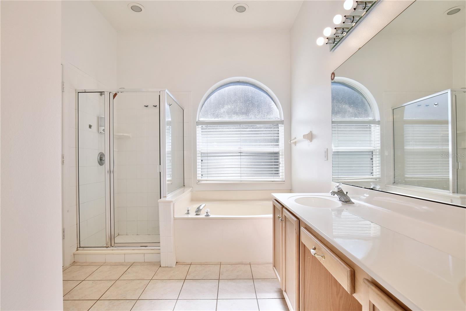 VILLAGES AT KINGSBRIDGE WEST TR C-1 - Residential