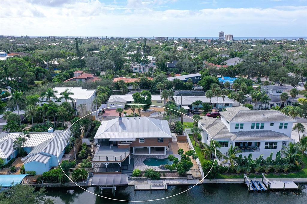 Photo of 521 Cummings Street, Sarasota, FL 34242 (MLS # A4667165)