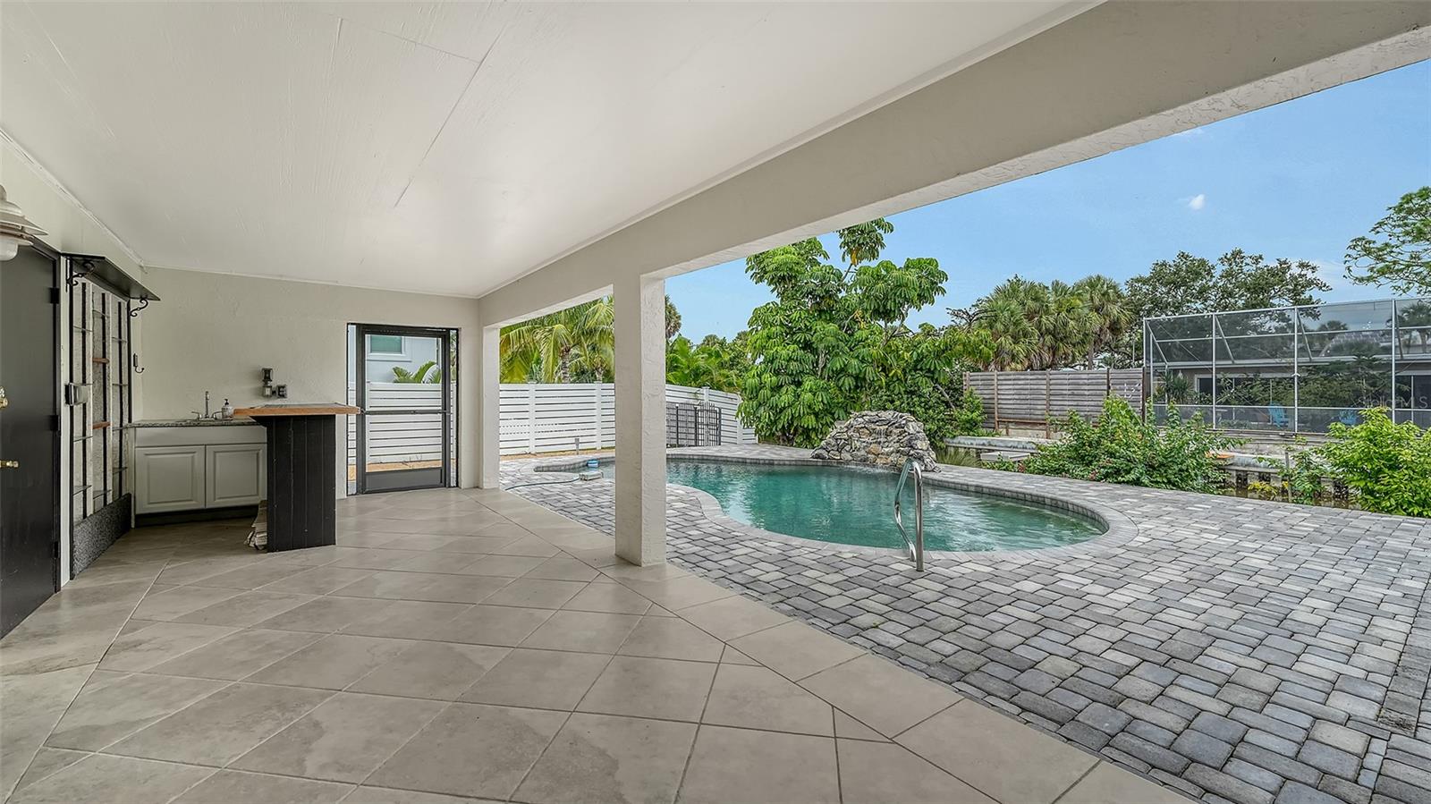 OCEAN BEACH REP - Residential