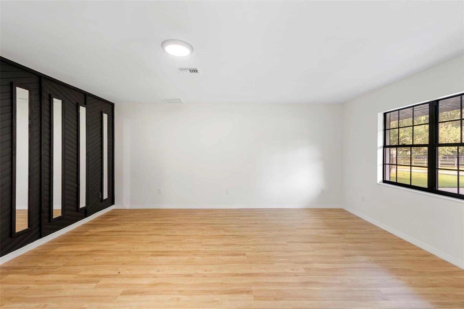 NEFF ESTATE - Residential