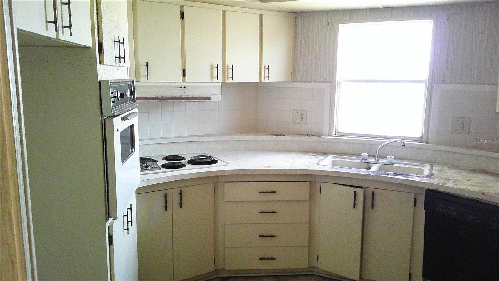 SHADOW BROOK MOBILE HOME SUB - Residential