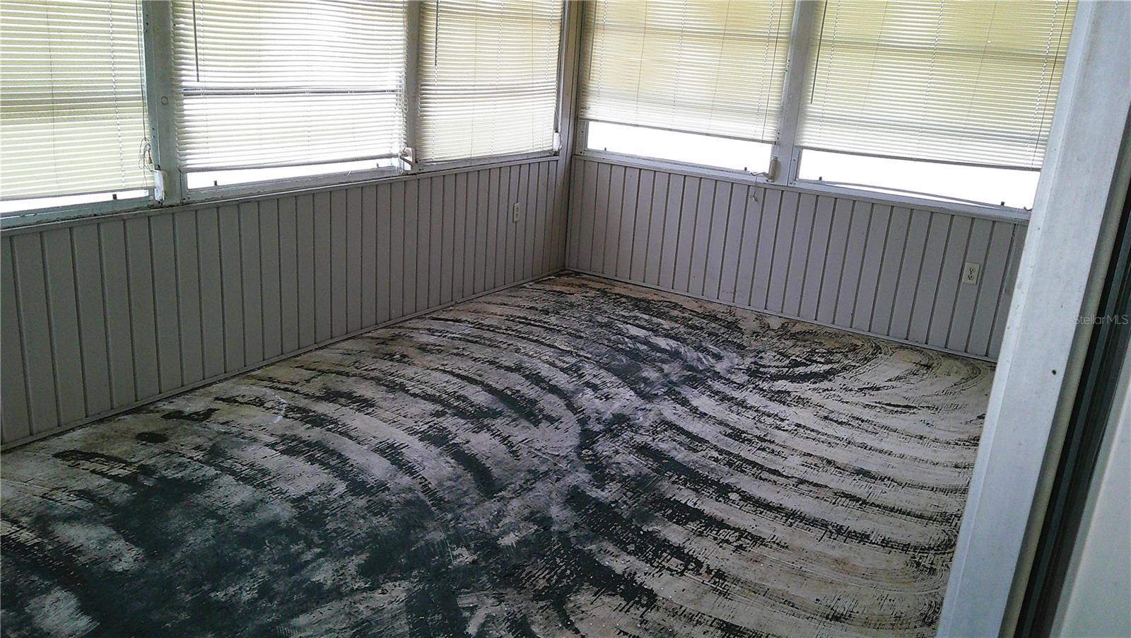 SHADOW BROOK MOBILE HOME SUB - Residential