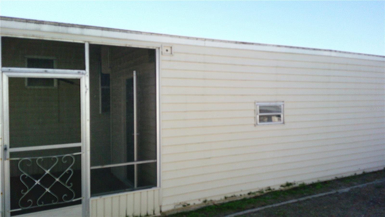 SHADOW BROOK MOBILE HOME SUB - Residential