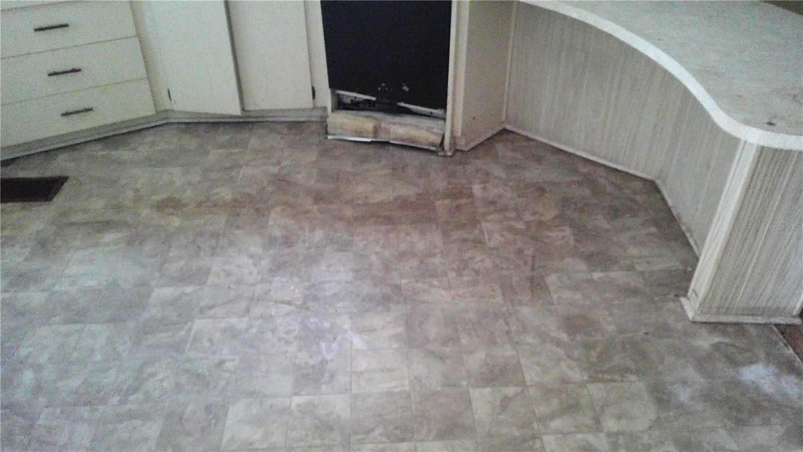 SHADOW BROOK MOBILE HOME SUB - Residential