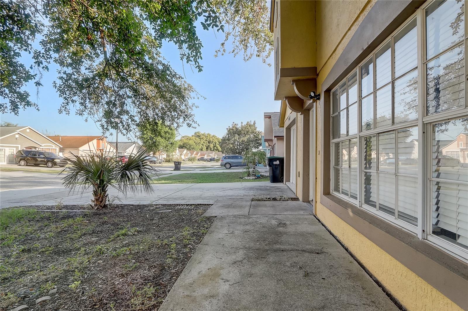 9447 DEARMONT AVENUE