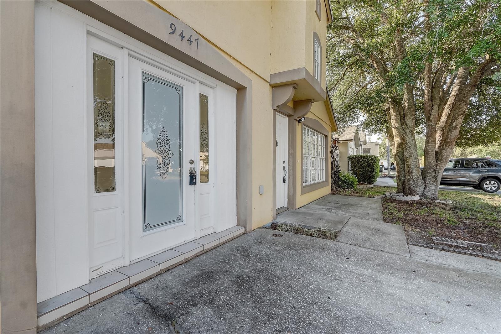 9447 DEARMONT AVENUE