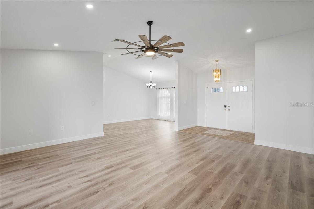 7095 BEARDSLEY STREET, ENGLEWOOD, FL, 34224 2 7095 BEARDSLEY STREET