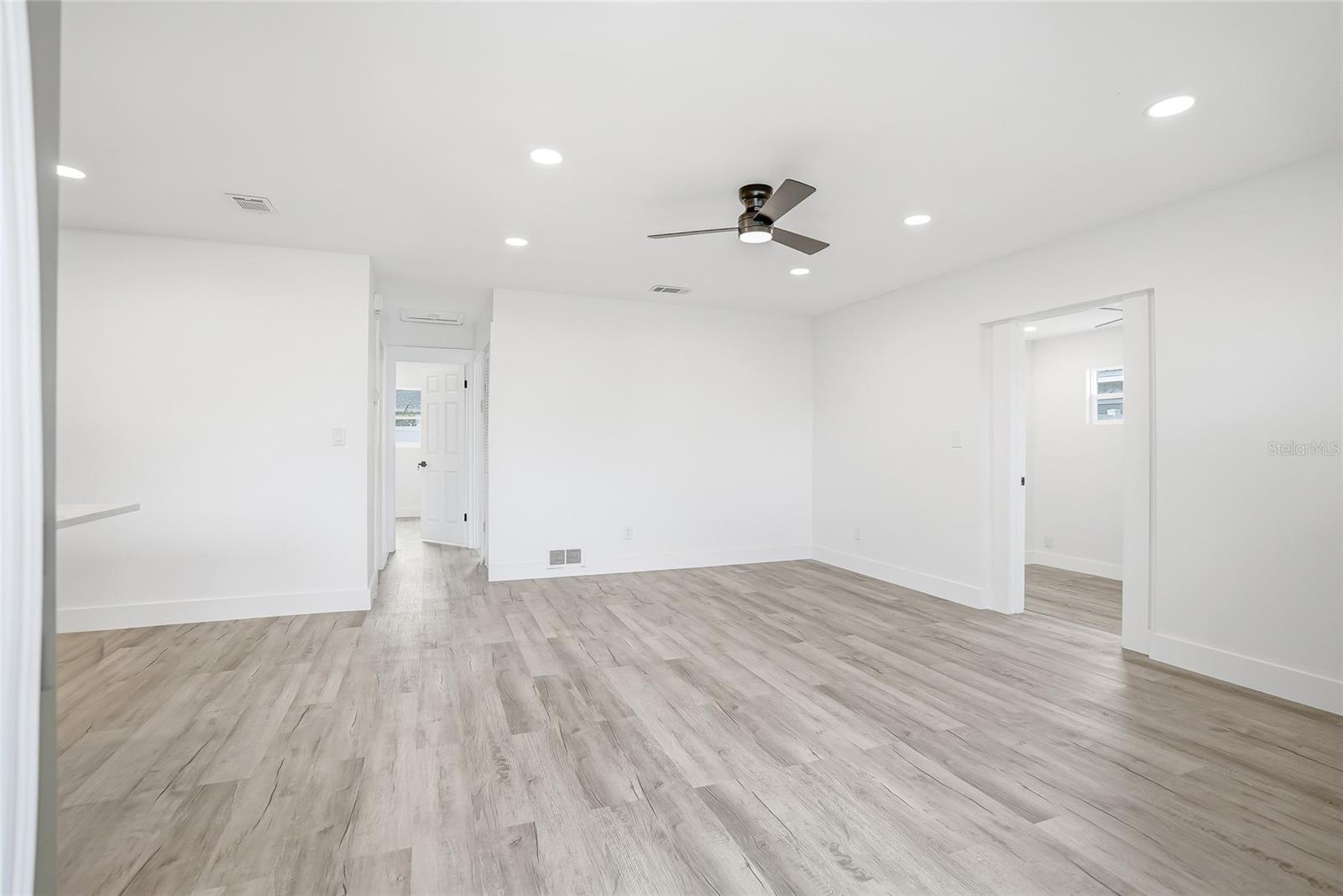 529 FIREFLY LANE