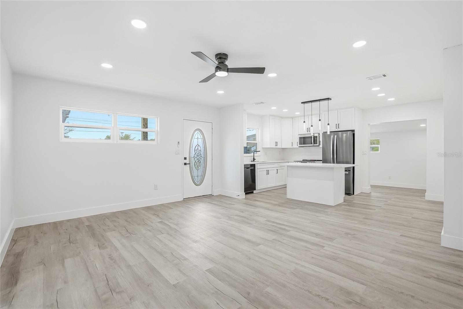 529 FIREFLY LANE
